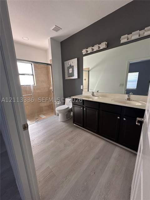 15461 SW 173rd Ln, Miami FL - photo 10 of 17
