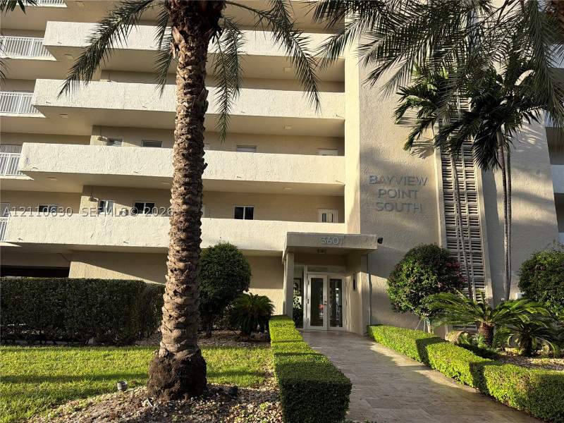 1 bedroom Condominium at 3601 NE 170th St 407, Bayview Point South Condo, North Miami Beach — photo 2