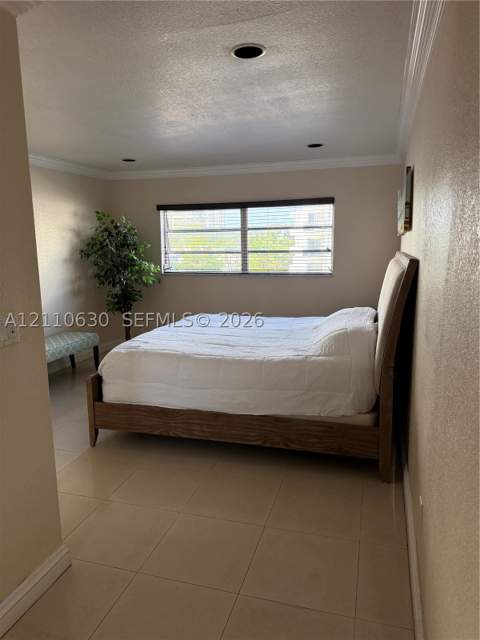 3601 NE 170th St 407, North Miami Beach FL - photo 6 of 11