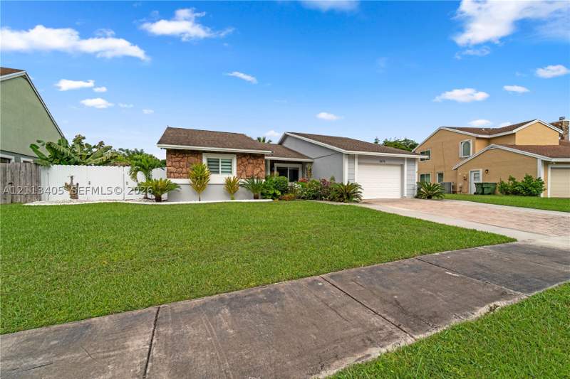 3 bedroom SingleFamilyResidence at 1675 S Goldeneye Ln, Homestead Lakes Tennessee, Homestead — photo 2