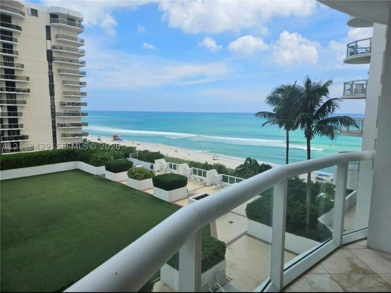 1 bedroom Condominium at 6365 Collins Ave 909, Akoya Condo, Miami Beach — photo 2