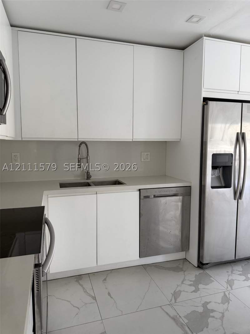 1 bedroom Condominium at 17560 Atlantic Blvd 106, Avila Condo, Sunny Isles Beach — photo 3