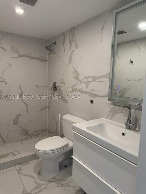 17560 Atlantic Blvd 106, Sunny Isles Beach FL - photo 8 of 12