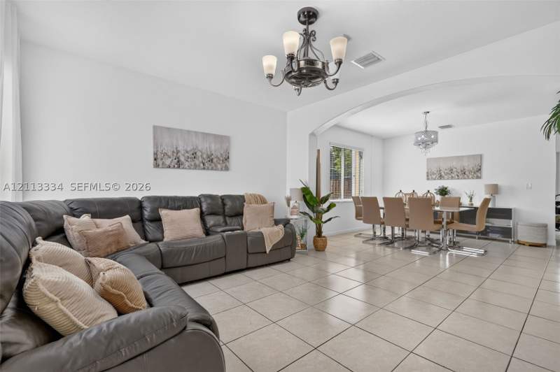 4 bedroom SingleFamilyResidence at 28232 SW 128th Path, Lake Frances Subdivision, Homestead — photo 4
