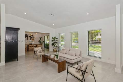 13241 SW 72nd Ave, Pinecrest FL - photo 10 of 30