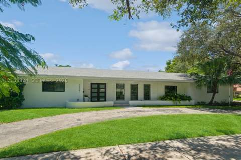 13241 SW 72nd Ave, Pinecrest FL - photo 7 of 30