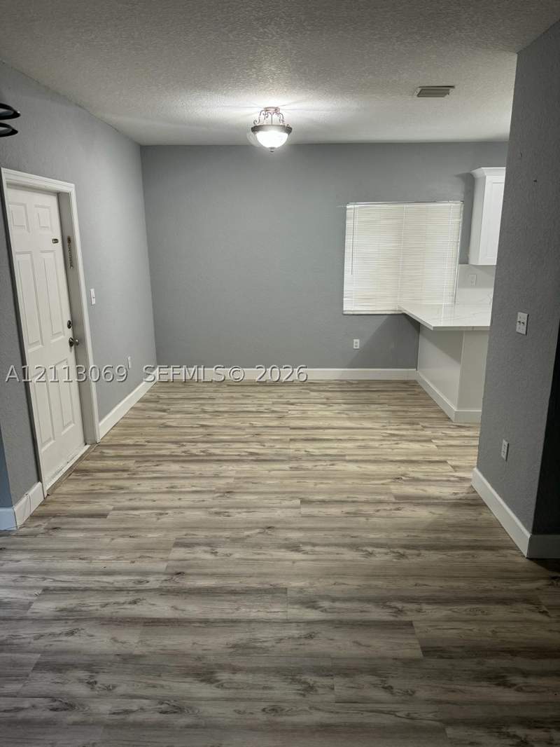 3 bedroom SingleFamilyResidence at 2270 NW 51st Ter, Sunny Slope Pk, Miami — photo 3