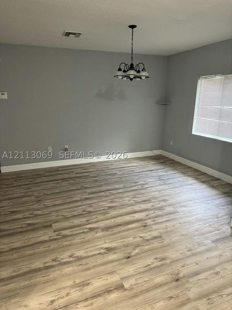 3 bedroom SingleFamilyResidence at 2270 NW 51st Ter, Sunny Slope Pk, Miami — photo 4