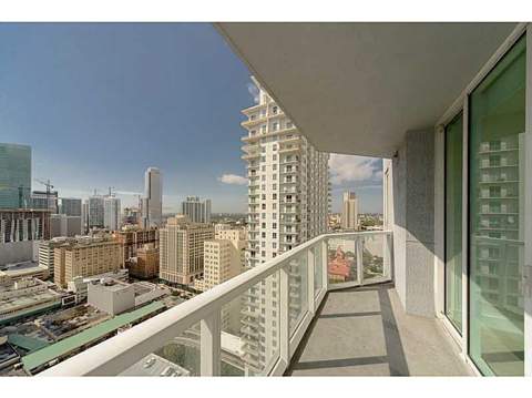 253 NE 2nd Avenue 2710, Miami FL - photo 14 of 37