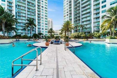253 NE 2nd Avenue 2710, Miami FL - photo 24 of 37