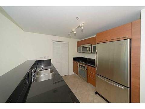 253 NE 2nd Avenue 2710, Miami FL - photo 9 of 37