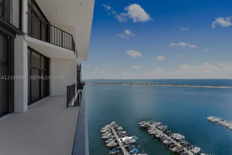 3 bedroom Condominium at 1865 Brickell Ave Aphvii, Brickell Place Condo, Miami — photo 2