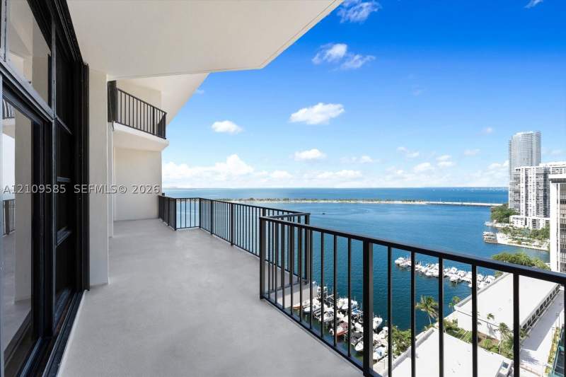 3 bedroom Condominium at 1865 Brickell Ave Aphvii, Brickell Place Condo, Miami — photo 3