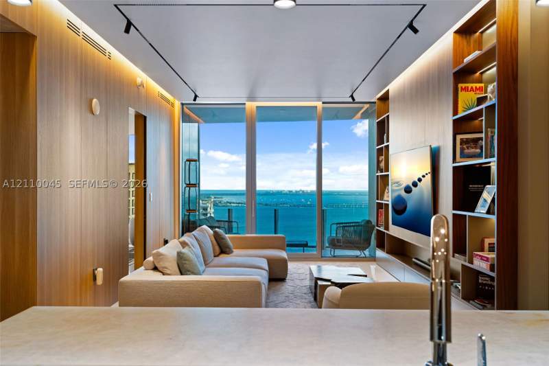 2 bedroom Condominium at 300 Biscayne Boulevard Way 3105W, Aston Martin Residences, Miami — photo 2