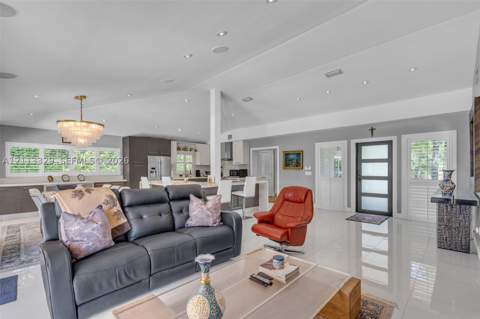 6440 SW 144th St, Coral Gables FL - photo 7 of 58