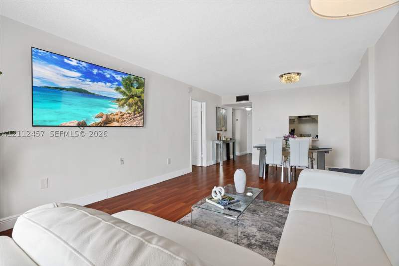 1 bedroom Condominium at 13120 SW 92nd Ave B-Ph18, Village At The Falls Cond, Miami — photo 4