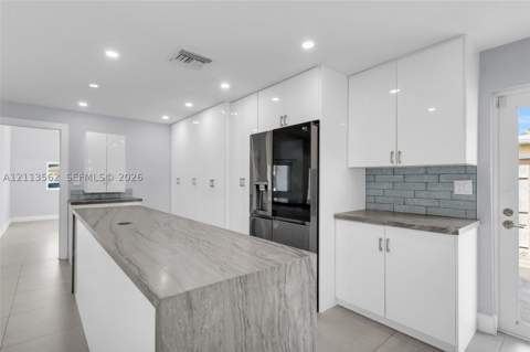 2325 NE 194th St, Miami FL - photo 24 of 30