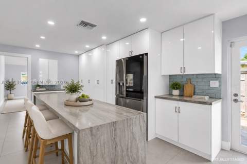 2325 NE 194th St, Miami FL - photo 8 of 30