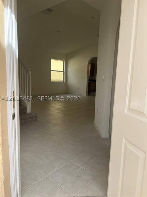 1133 NE 40th Rd, Homestead FL - photo 6 of 57