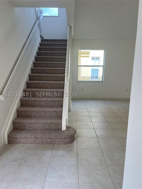 1133 NE 40th Rd, Homestead FL - photo 8 of 57
