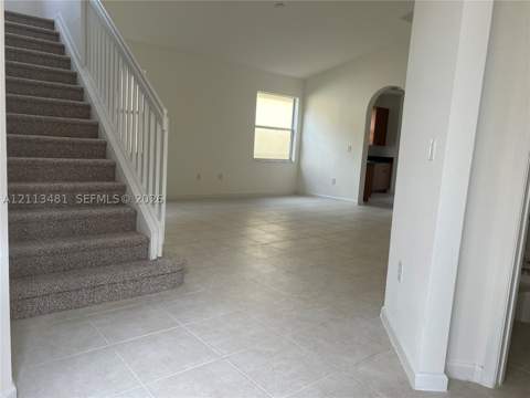 1133 NE 40th Rd, Homestead FL - photo 9 of 57