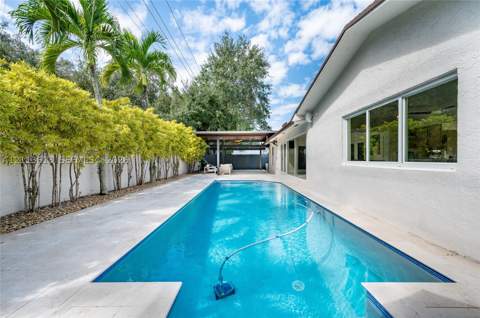 14420 SW 71st Ln, Miami FL - photo 13 of 41