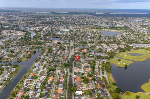 14420 SW 71st Ln, Miami FL - photo 8 of 41