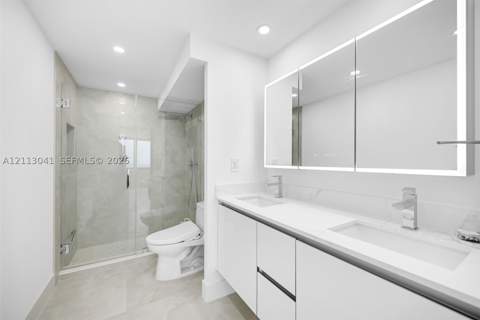 7135 Collins Ave 1426, Miami Beach FL - photo 9 of 33