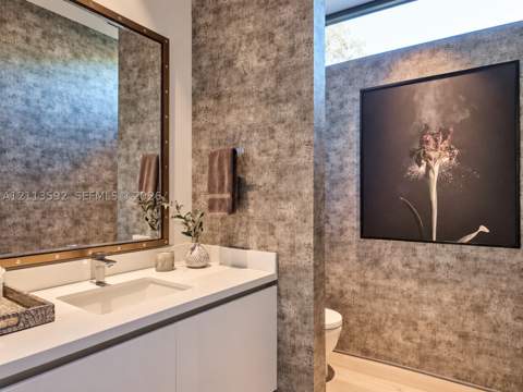 705 W Dilido Dr, Miami Beach FL - photo 12 of 43
