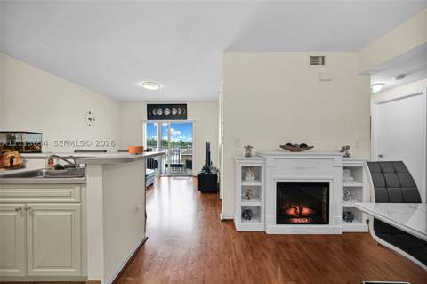 11060 SW 196th St 609, Cutler Bay FL - photo 7 of 25