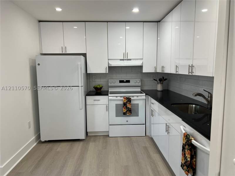 2 bedroom Villa at 13771 SW 149th Cir Ln 2-85, Vilg Homes Country Walk C, Miami — photo 3