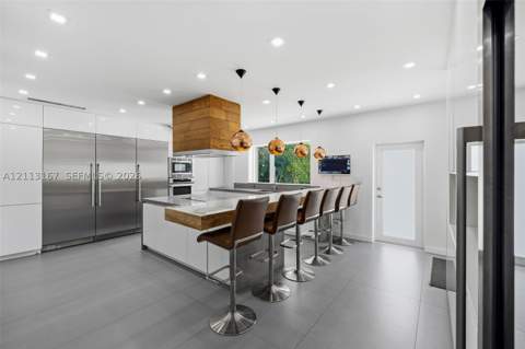 1278 W 27th St, Miami Beach FL - photo 12 of 55