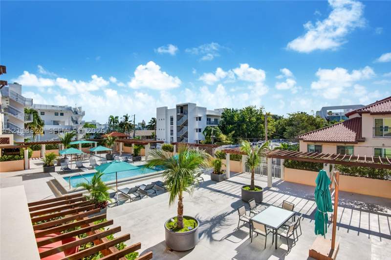 2 bedroom Condominium at 227 Michigan Ave 406, The Ambassadors Condo, Miami Beach — photo 3