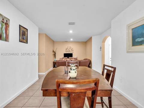 714 SE 37th Pl, Homestead FL - photo 8 of 20