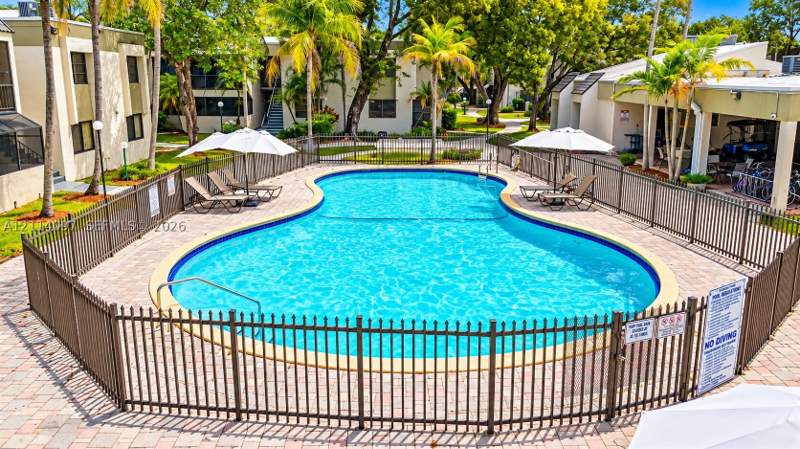 1 bedroom Condominium at 7905 SW 104th St 206H, Venetian Palms Condo, Miami — photo 3