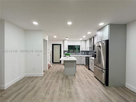 14720 SW 107th Ter, Miami FL - photo 11 of 22