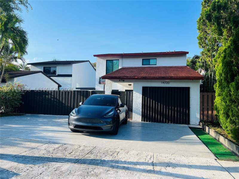 4 bedroom SingleFamilyResidence at 14720 SW 107th Ter, Juniper At The Hammocks, Miami — photo 4