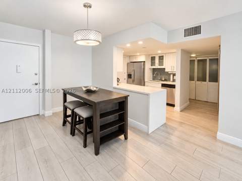 15888 SW 95th Ave 307, Miami FL - photo 6 of 16