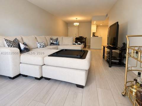 15888 SW 95th Ave 307, Miami FL - photo 7 of 16