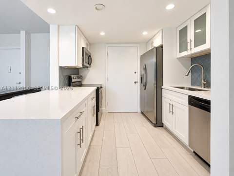 15888 SW 95th Ave 307, Miami FL - photo 9 of 16
