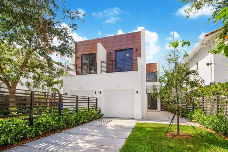 4 bedroom Townhouse at 3242 Day Avenue, Frow Homestead, Miami — photo 2