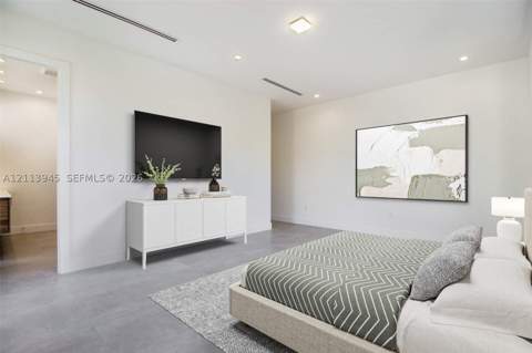 3242 Day Avenue, Miami FL - photo 24 of 35