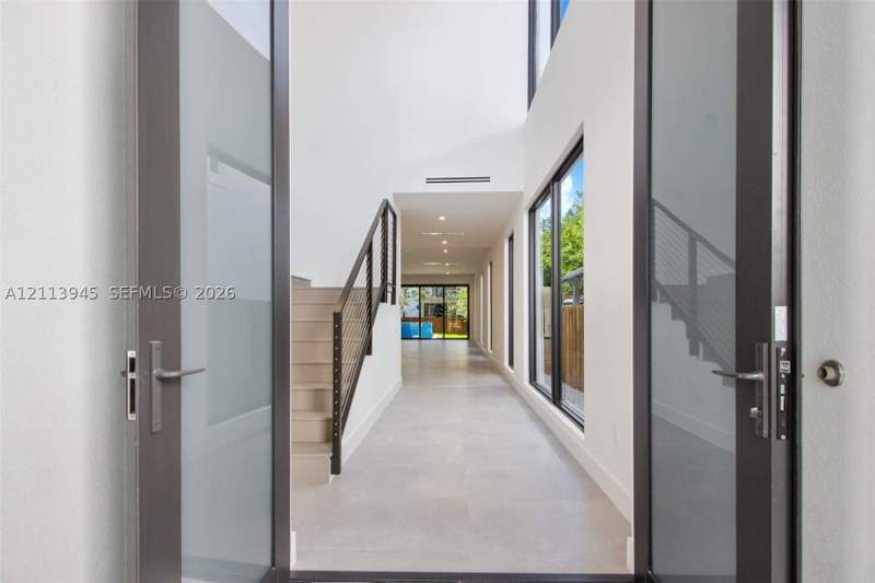 4 bedroom Townhouse at 3242 Day Avenue, Frow Homestead, Miami — photo 4