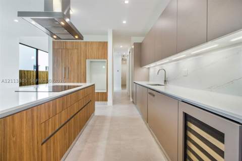 3242 Day Avenue, Miami FL - photo 7 of 35