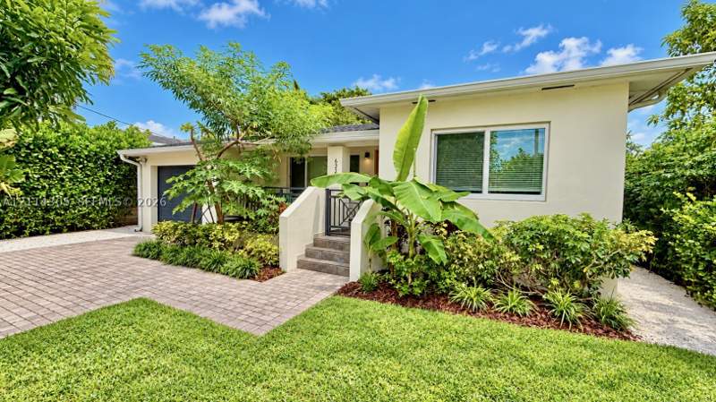 2 bedroom SingleFamilyResidence at 6325 SW 30th St, Coral Villas Rev, Miami — photo 5