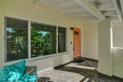 6325 SW 30th St, Miami FL - photo 8 of 41