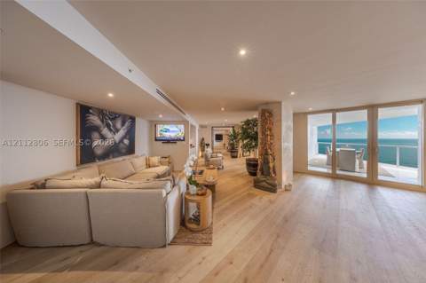 6767 Collins Ave 2206, Miami Beach FL - photo 10 of 40