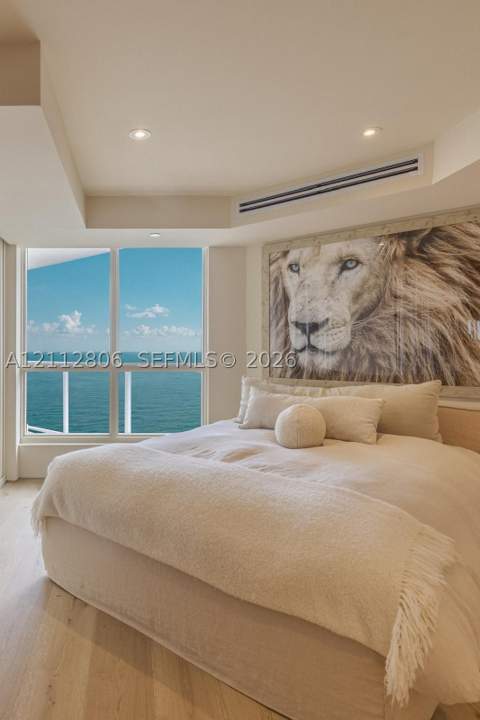 6767 Collins Ave 2206, Miami Beach FL - photo 17 of 40