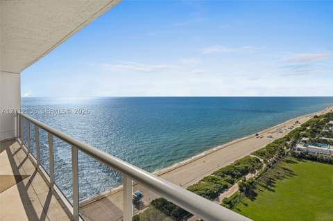 6767 Collins Ave 2206, Miami Beach FL - photo 24 of 40