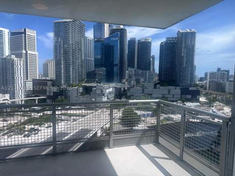 350 S Miami Ave. 1908, Miami FL - photo 15 of 20